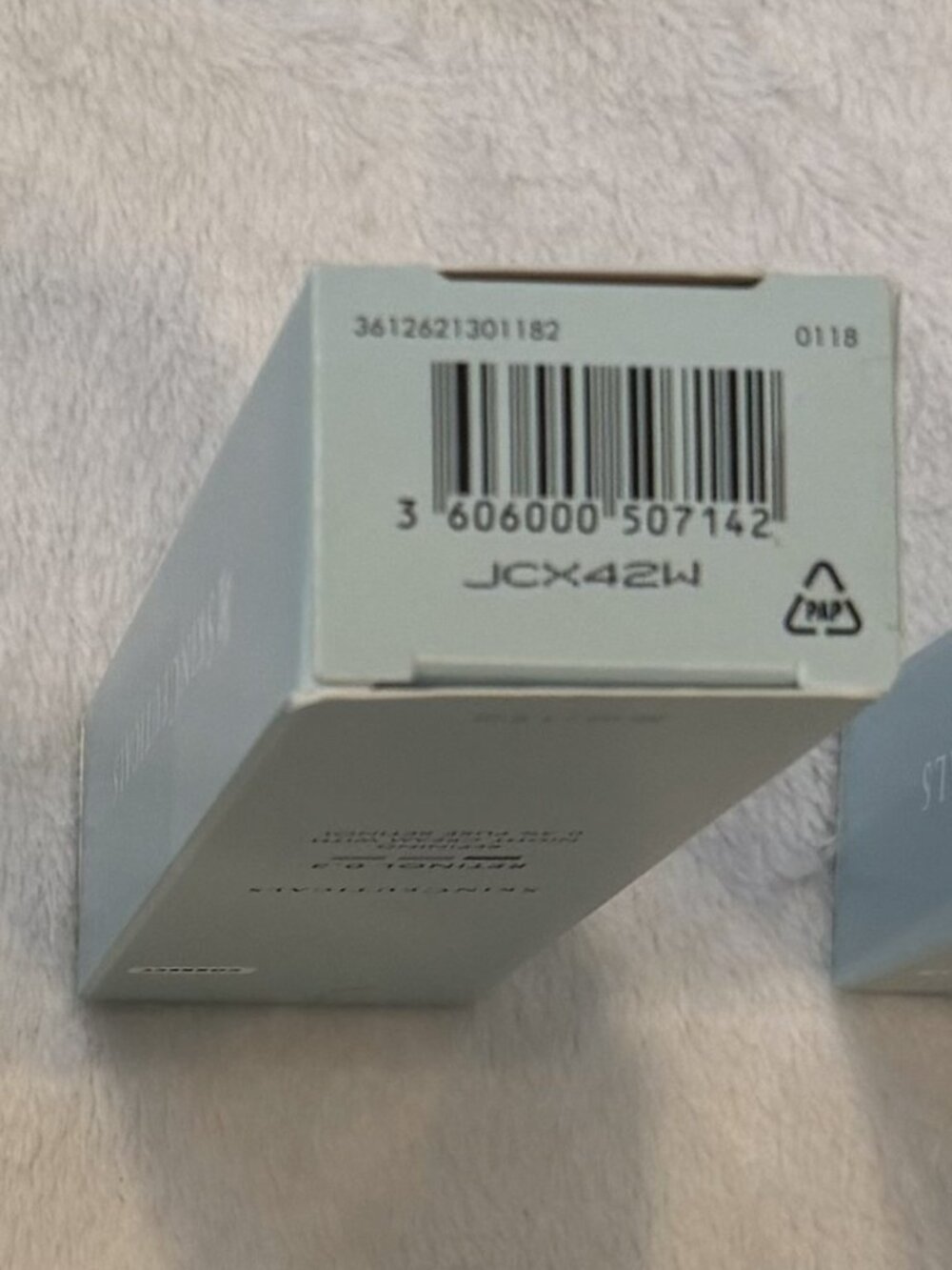 SkinCeuticals Retinol 0.3 - Picture 3 of 3